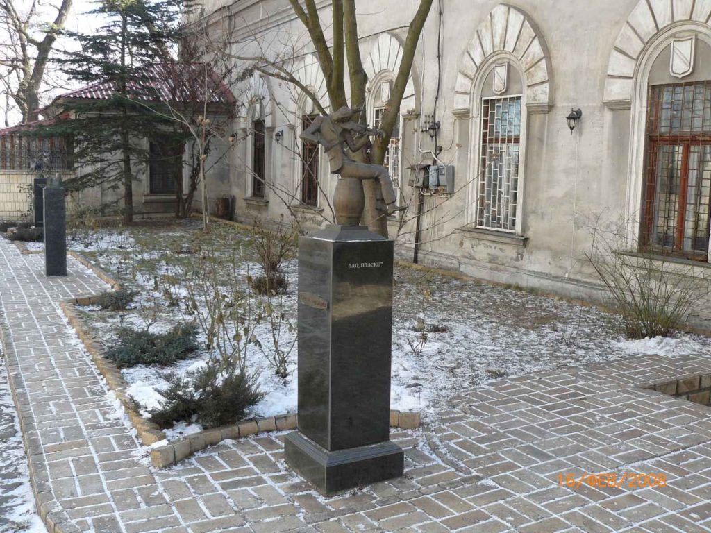 odessa sculpture garden literary museum 9