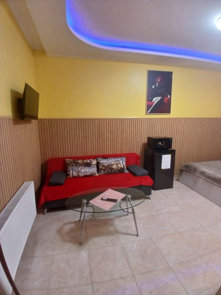 photo 2025 10 20 19 44 51